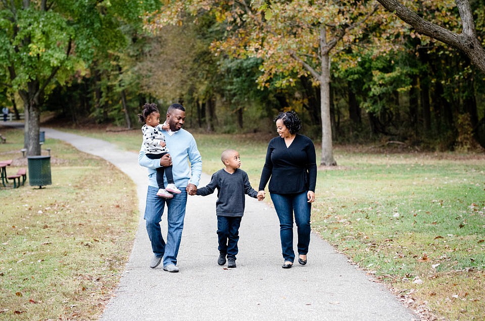 Bowie Maryland Family Photographer | P Family at Allen Pond Park